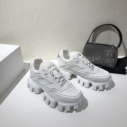 プラダ「Prada」 ディアドラ スニーカー-ISETAN PRESTIGE CURATED