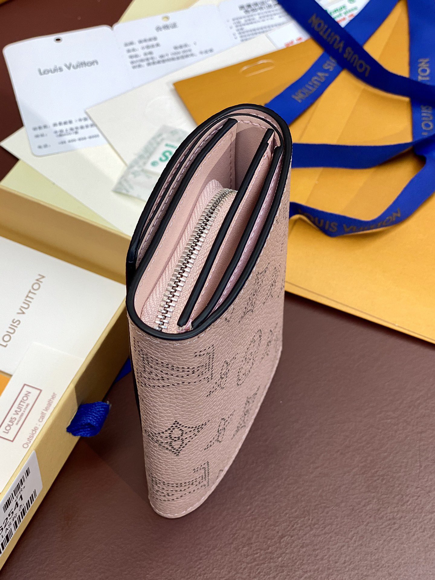 ルイ・ヴィトン「Louis Vuitton」ポルトフォイユ･イリス コンパクト