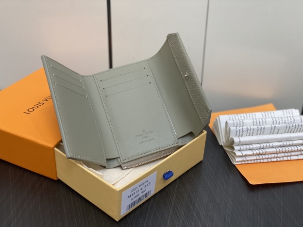 ルイ・ヴィトン「Louis Vuitton」ポルトフォイユ･パイロット