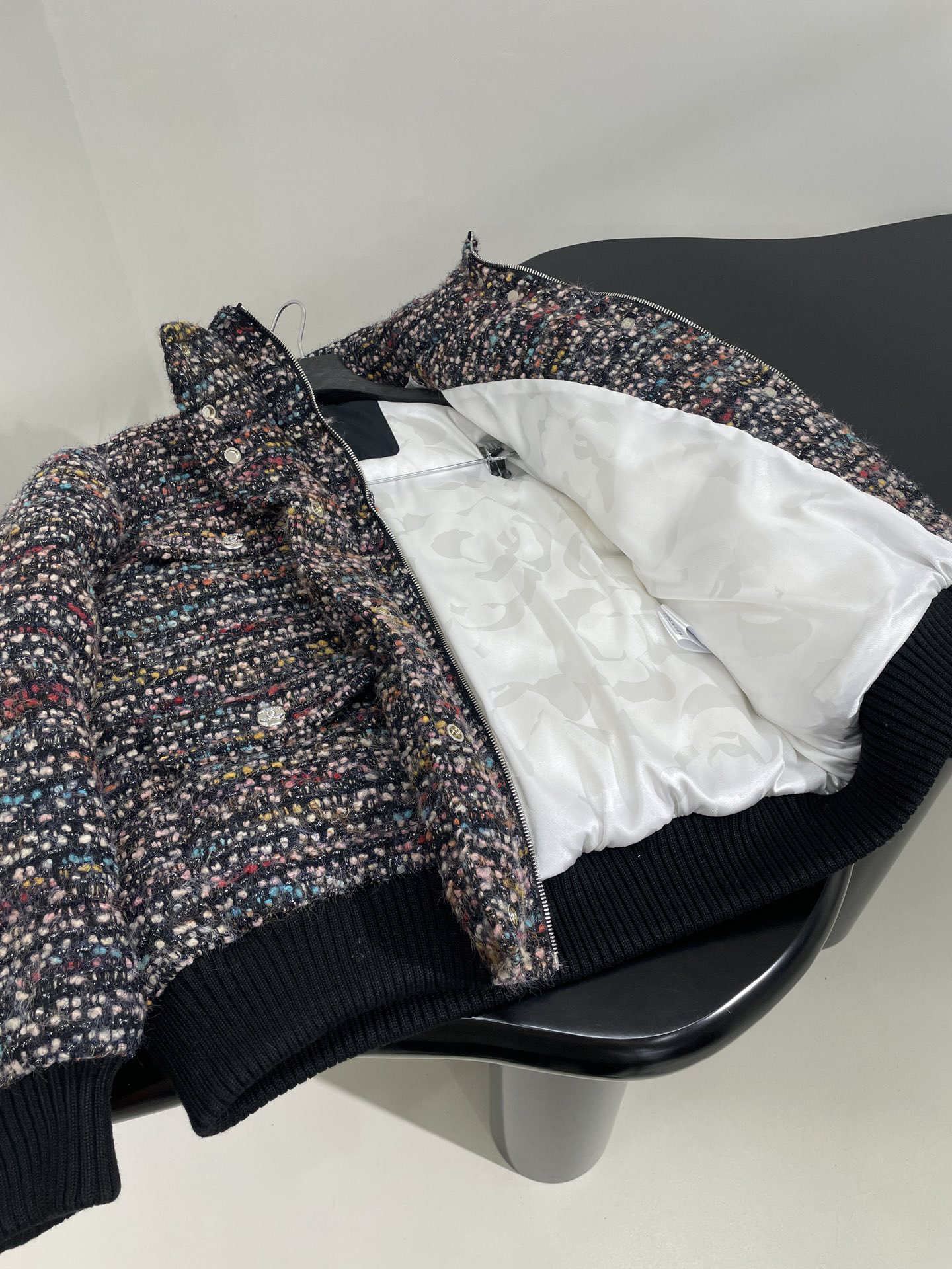 シャネル「Chanel」ツイード ダウン ジャケット