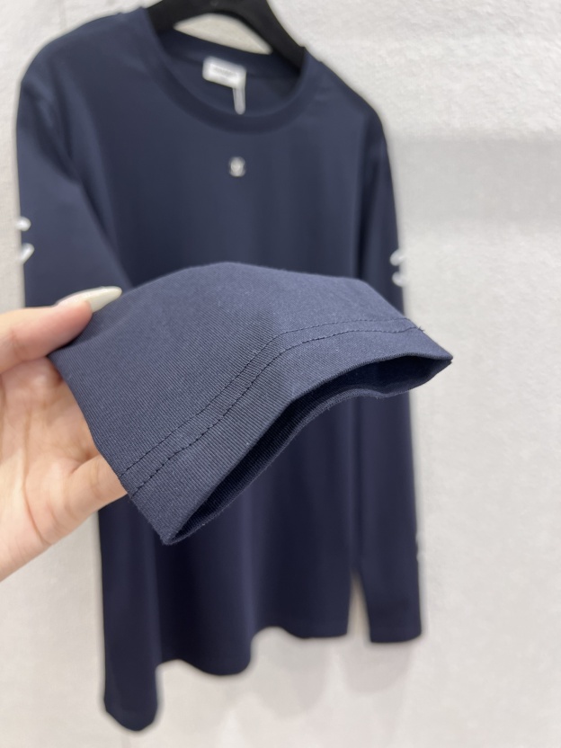 シャネル「Chanel」メタリック ダブルC ロングスリーブ Tシャツ