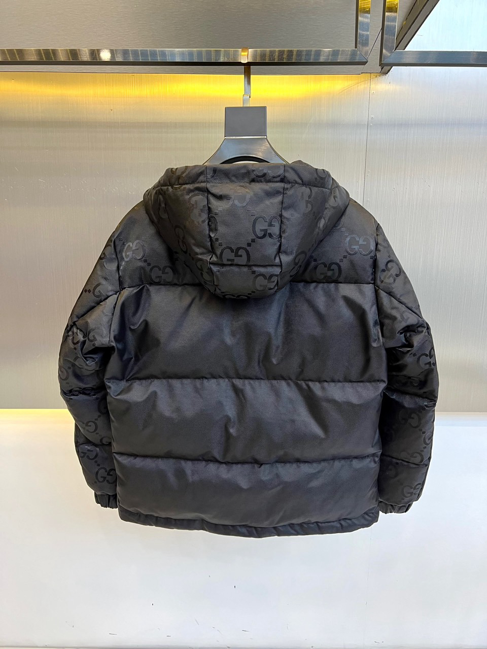 グッチ「Gucci」ロゴ コンビネーション ダウンジャケット