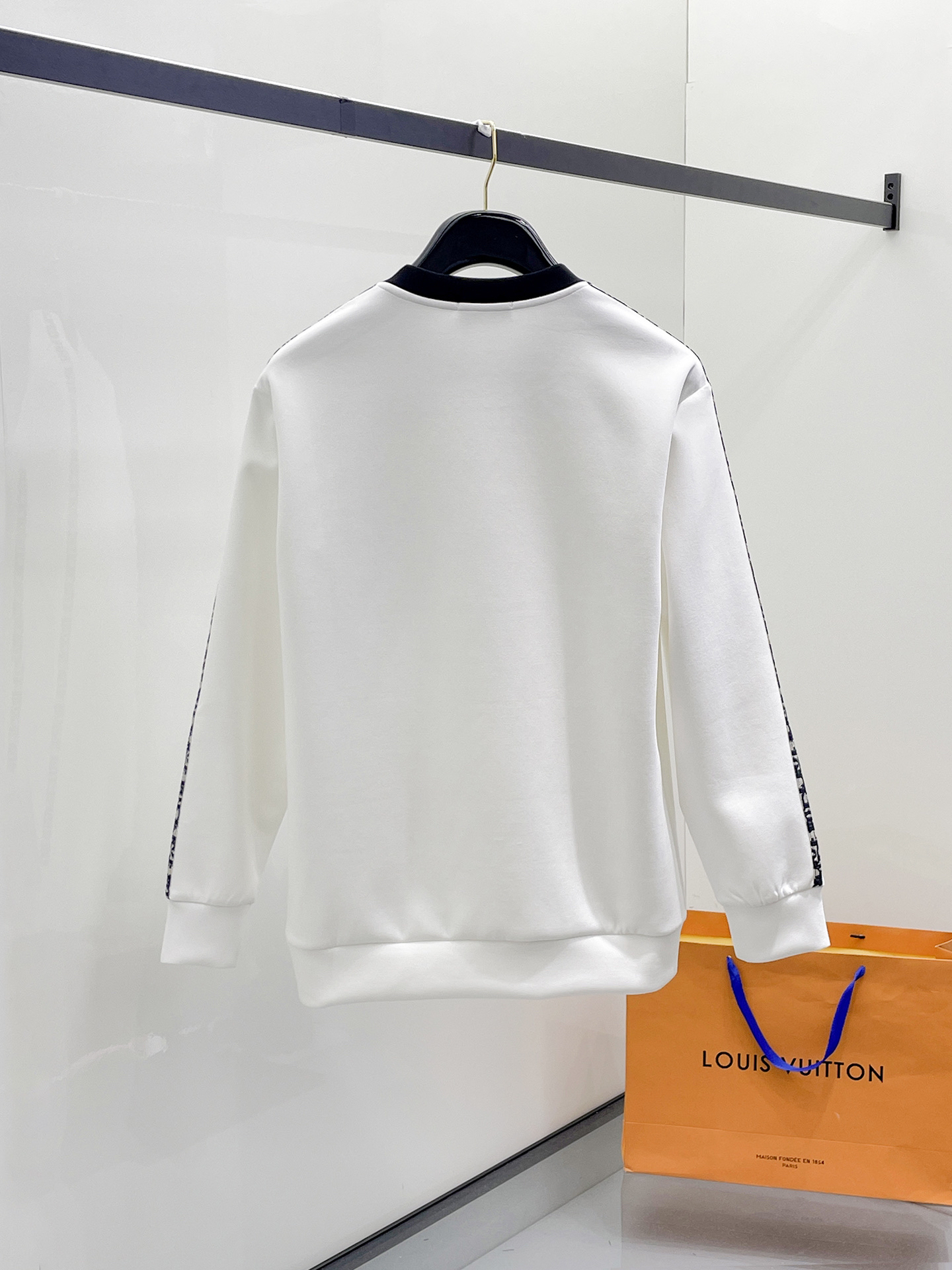 ディオール「Dior」レターロゴ スペースカットソール オーバーサイズ プルーフーディ