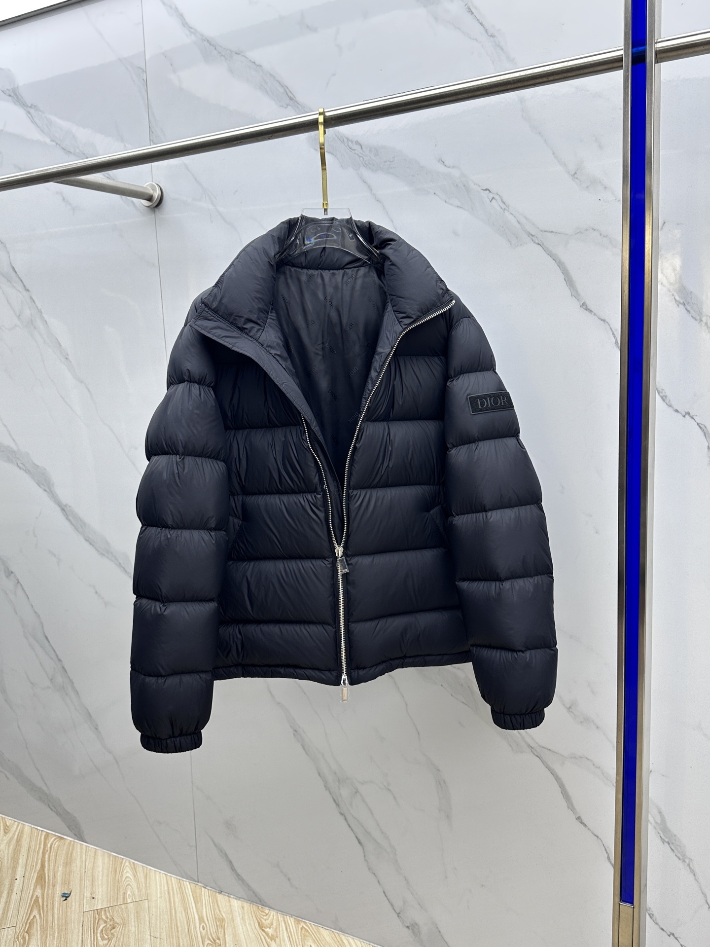 ディオール「Dior」OBLIQUE テクニカル ダウン ジャケット