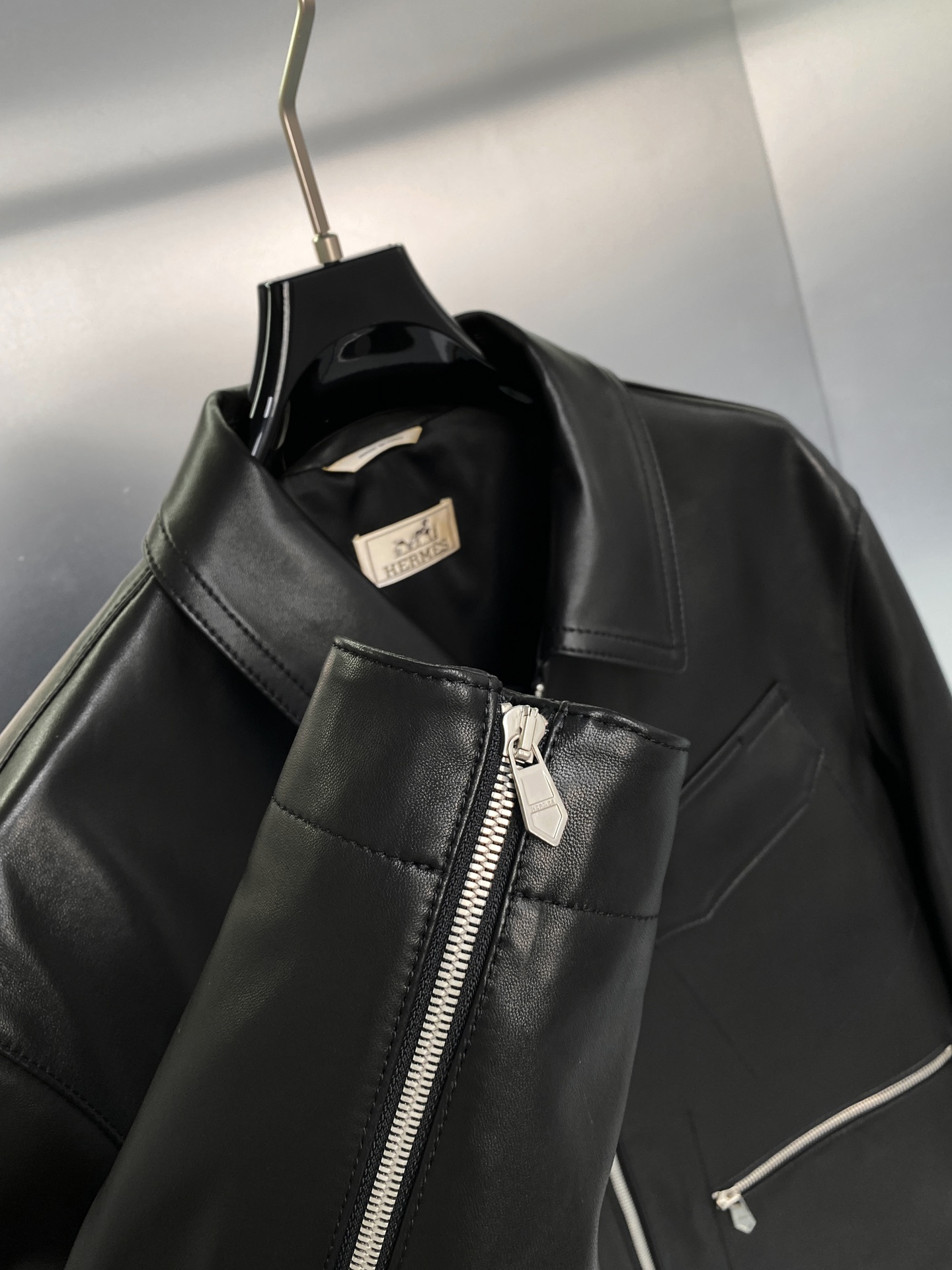 エルメス「Hermès」アイコニック レザー ライダー ジャケット 