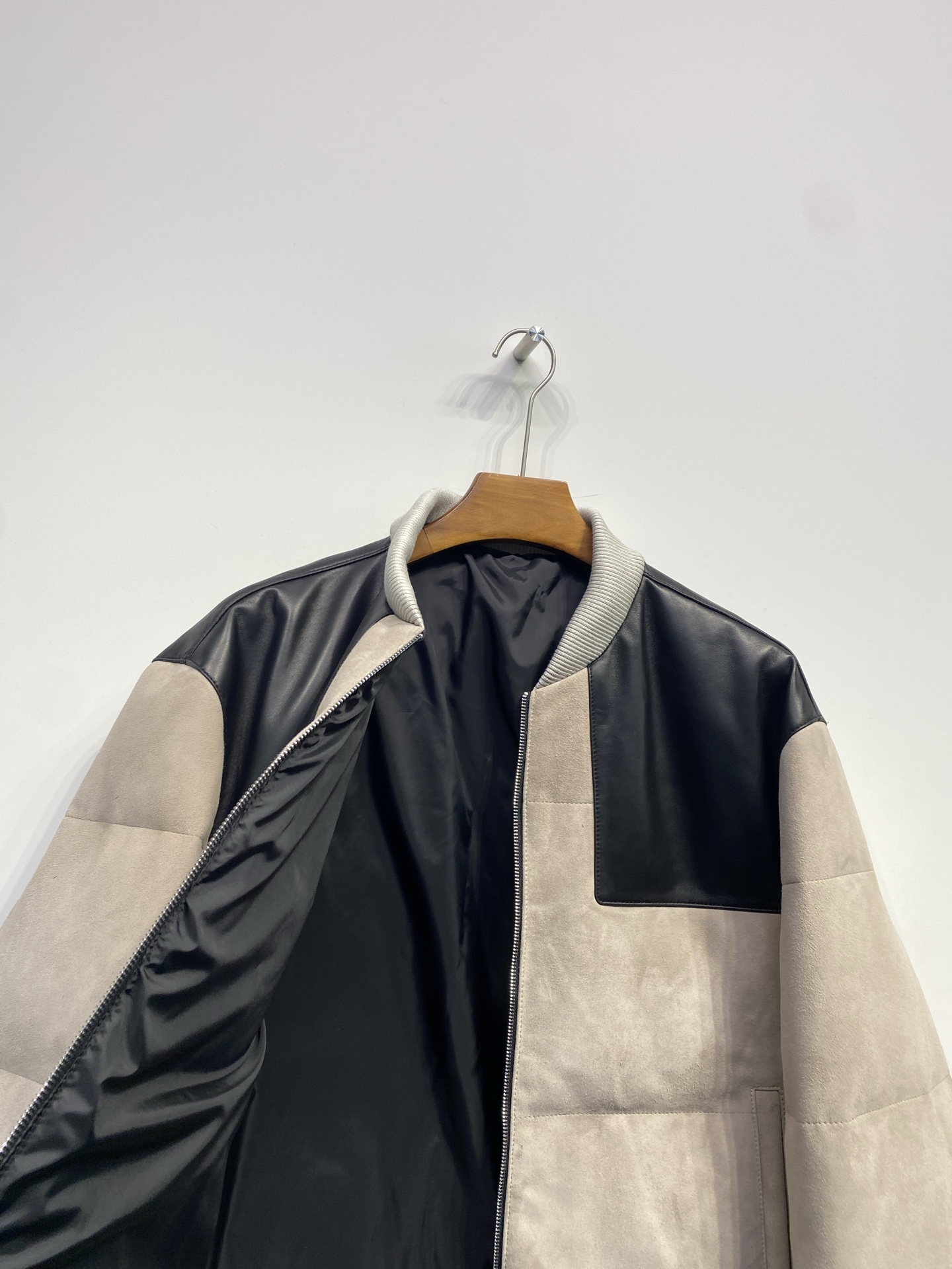 エルメス「Hermès」オートン/ウィンター ダウン レザー ジャケット