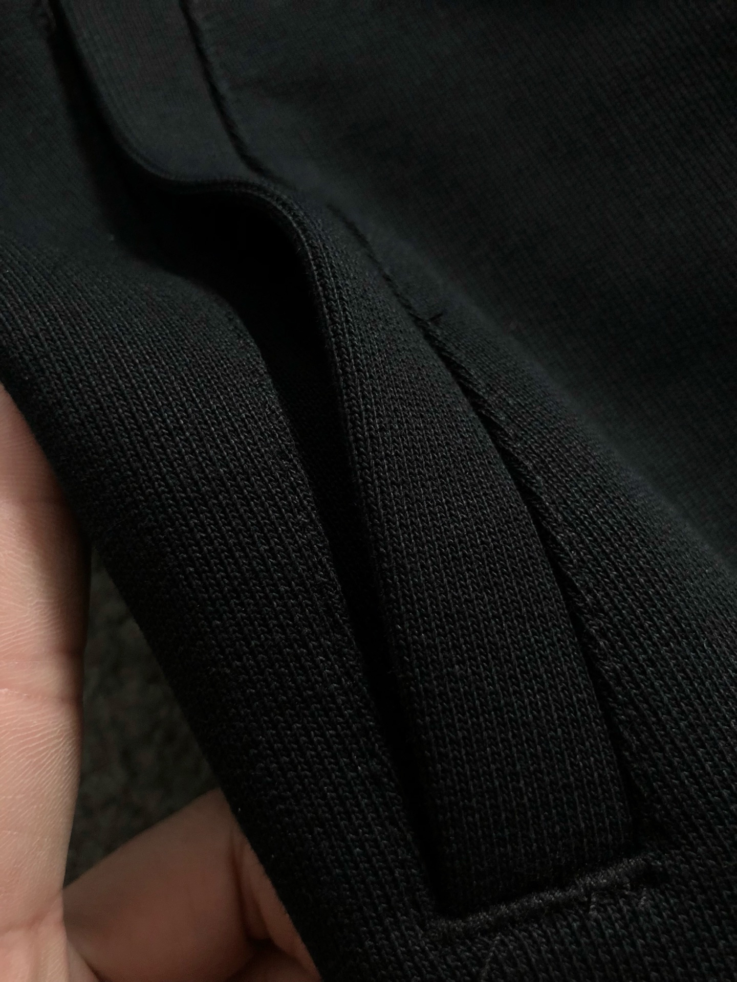 プラダ「Prada」メタル トライアングル ロゴ スタンドカラー ジャケット