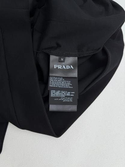 プラダ「Prada」テクニカル ジャケット