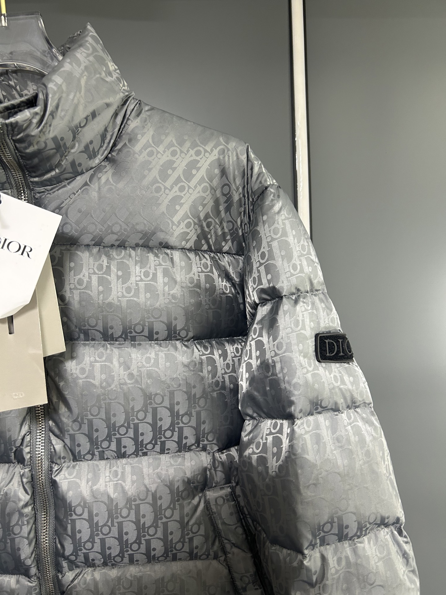 ディオール「Dior」オブリーク キルト ダウン ジャケット