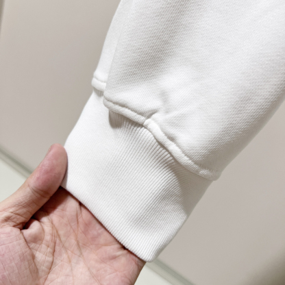 ディオール「Dior」エンブレム 刺繍 スウェットシャツ