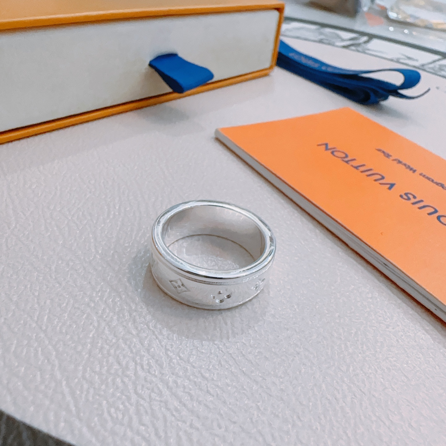 ルイ・ヴィトン「Louis Vuitton」Mosaic Chain リング