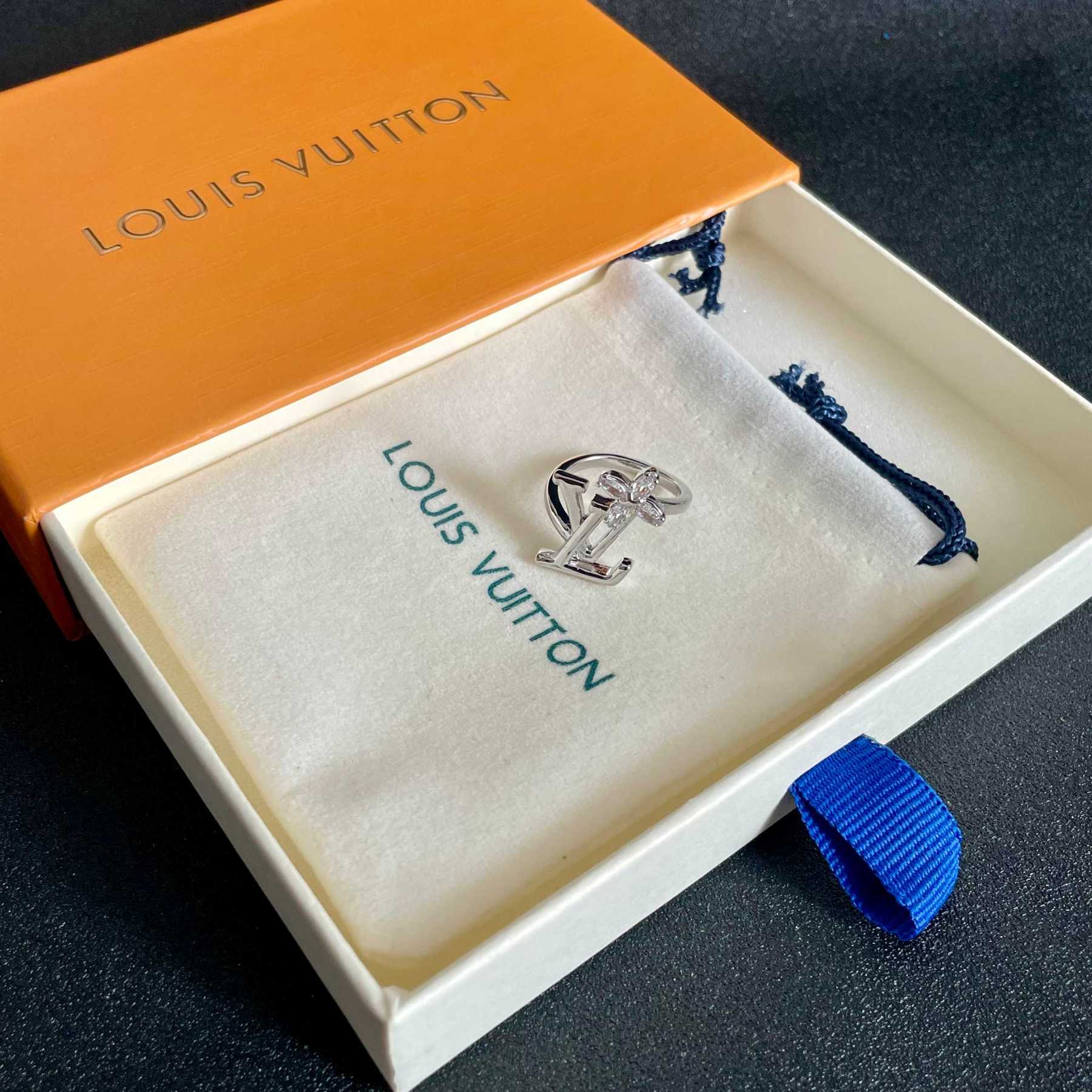 ルイ・ヴィトン「Louis Vuitton」Diamonds Pavé リング
