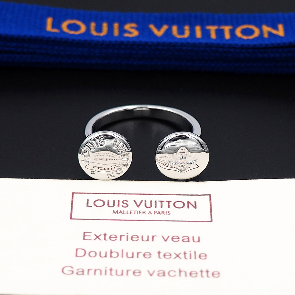 ルイ・ヴィトン「Louis Vuitton」Studs リング