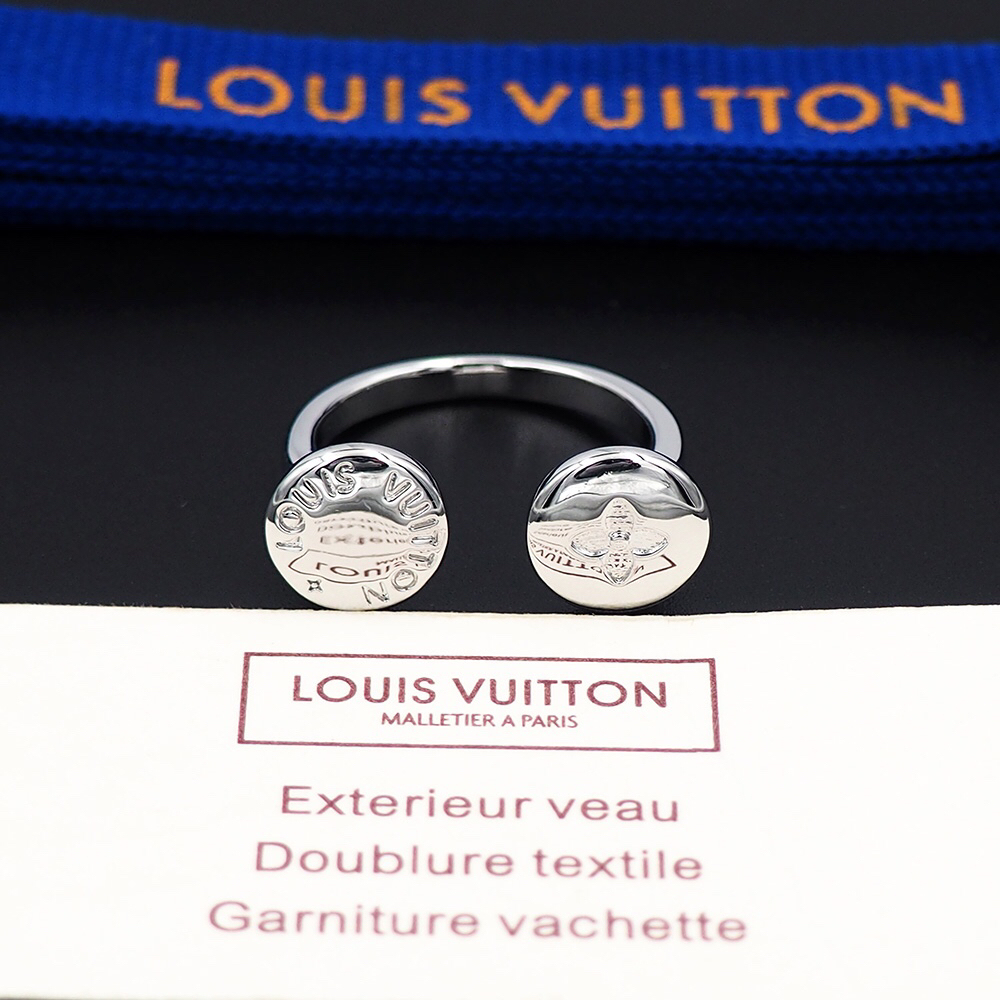 ルイ・ヴィトン「Louis Vuitton」Studs リング