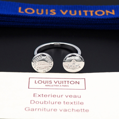 ルイ・ヴィトン「Louis Vuitton」Studs リング