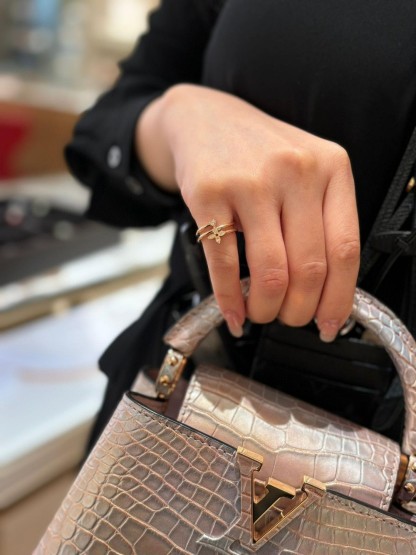 ルイ・ヴィトン「Louis Vuitton」Star Blossom リング