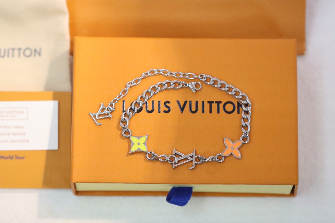 ルイ・ヴィトン「Louis Vuitton」キューバンチェーンブレスレット