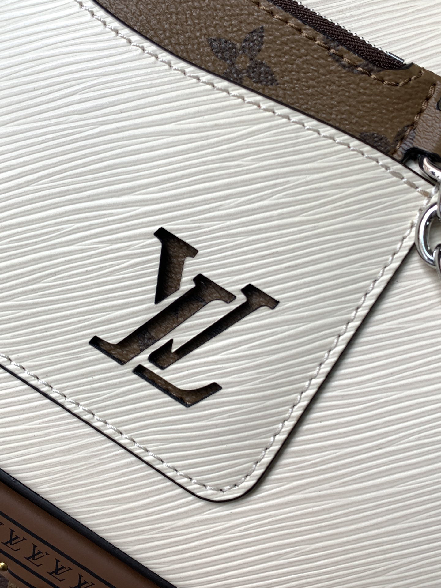 ルイ・ヴィトン(Louis Vuitton) マレル M80688