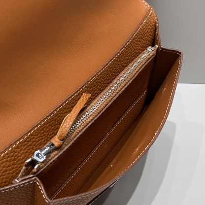 エルメス「Hermès」トゴ スキン ゴールデンブラウン パスポートケース