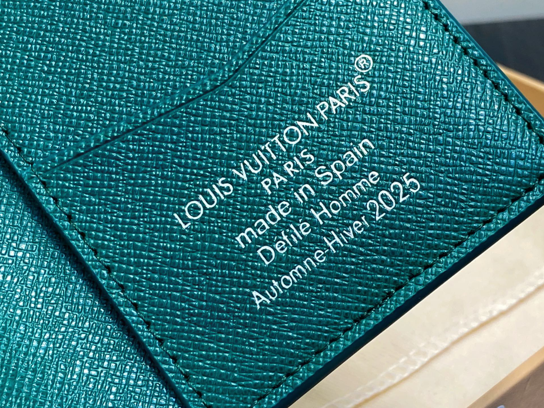 ルイ・ヴィトン「Louis Vuitton」M25971 Poet Organizer コンパクトウォレット