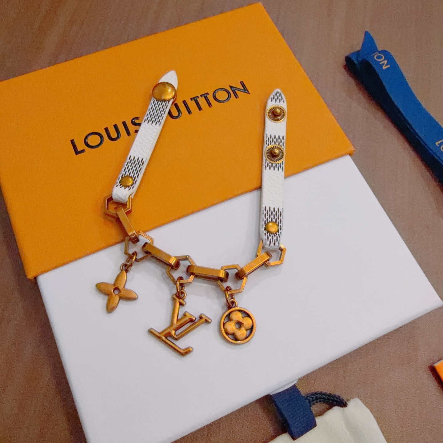 ルイ・ヴィトン「Louis Vuitton」モノグラムキャンバス メタル ブラスレット