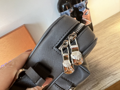 ルイ・ヴィトン「Louis Vuitton」ポシェット バッグ