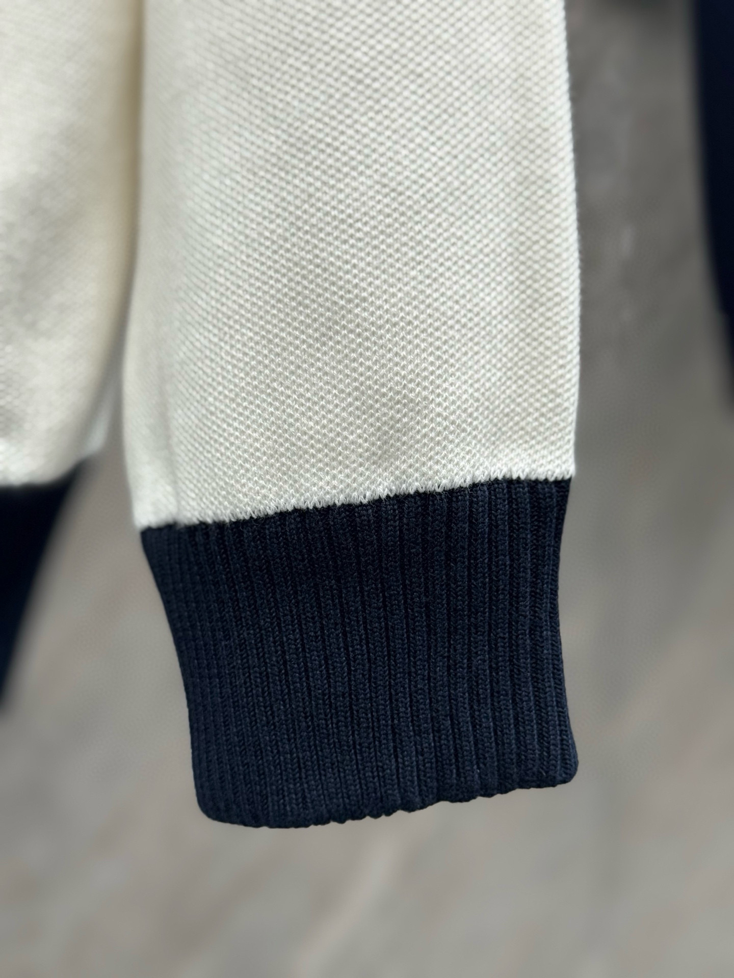 ルイ・ヴィトン「Louis Vuitton」ニットスタンドカラー 拼接ニット