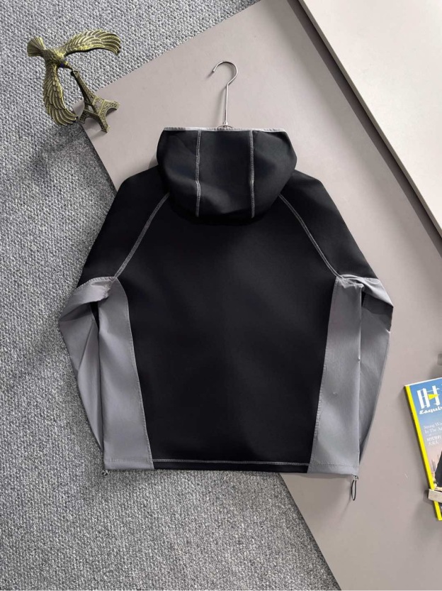 ルイ・ヴィトン「Louis Vuitton」クラシック ウインドブレーカー ジャケット