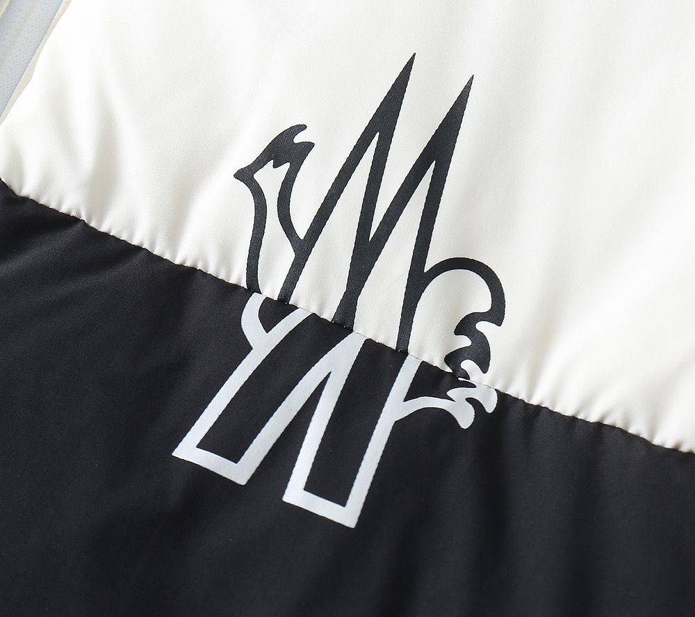 モンクレール「Moncler」Grenoble 2025秋冬ダウンジャケット