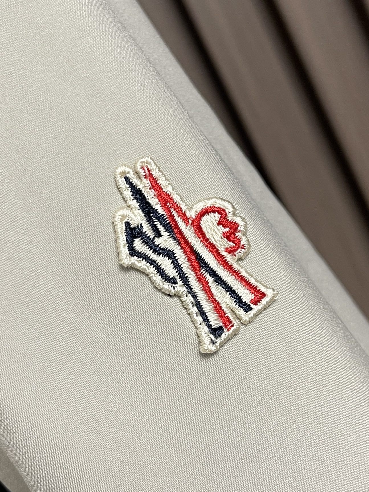 モンクレール「Moncler」Grenoble ショート ダウンジャケット