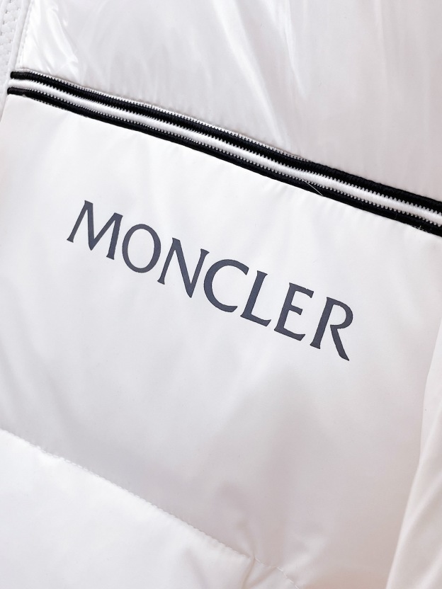 モンクレール「Moncler」2025秋冬新作 ダウンジャケット