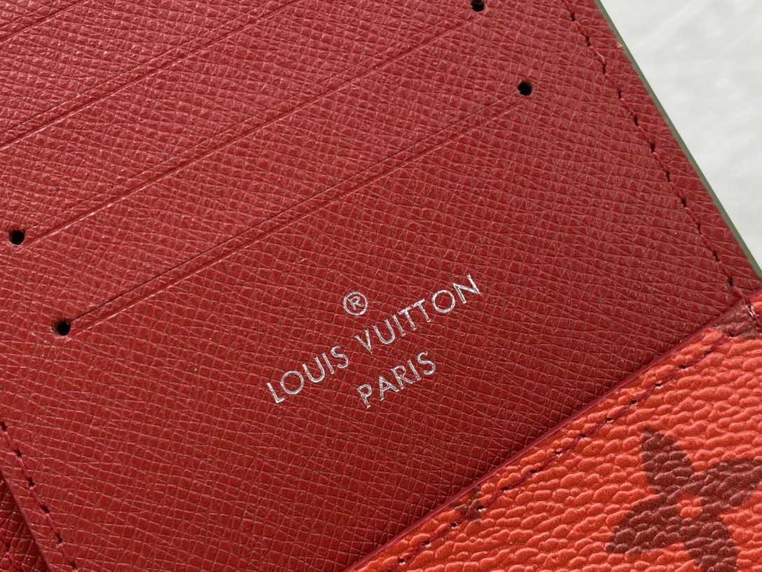 ルイ・ヴィトン「Louis Vuitton」ジッピー ウォレット･ヴァーティカル