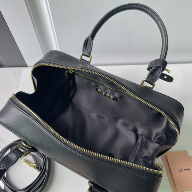 ミュウミュウ「Miu Miu」ボストンボウリングバッグレディースショルダーバッグ