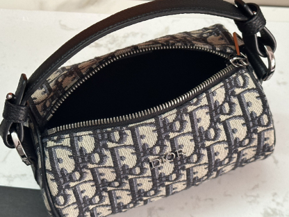 ディオール「Dior」Oblique Roller Bag ハンドバッグ