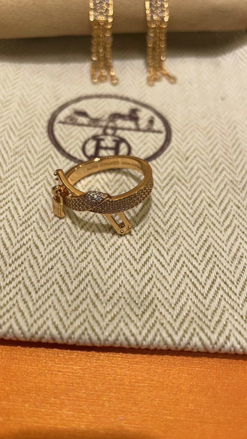 エルメス「Hermès」アイコニック＆クラシック リング コレクション