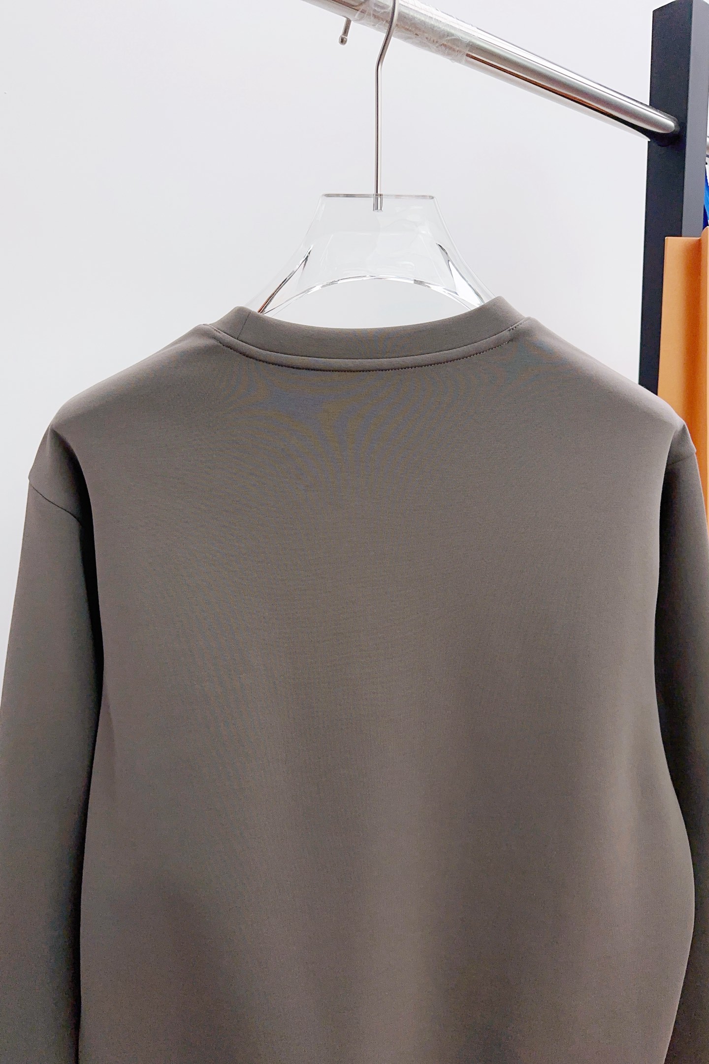 エルメス「Hermès」スウェットプルオーバー