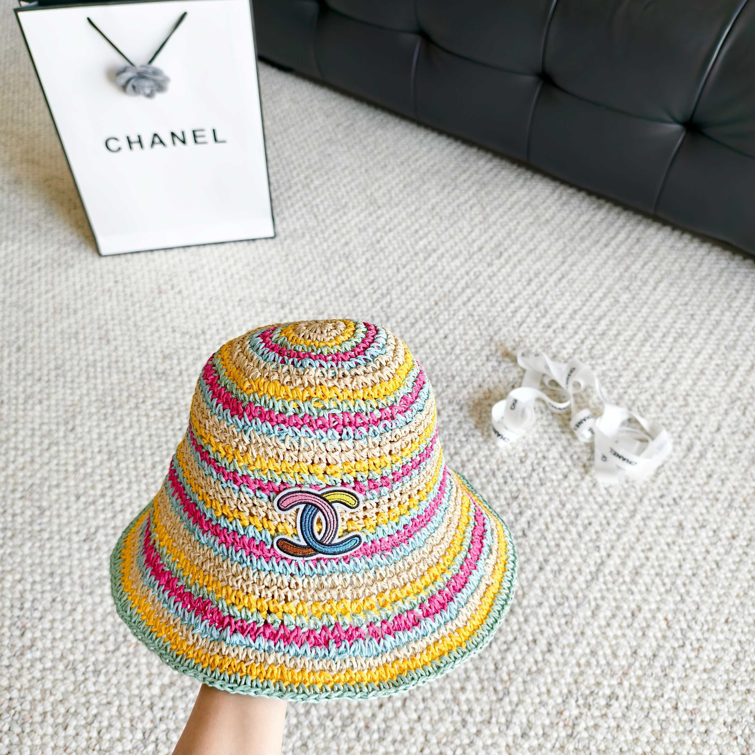 シャネル「Chanel」シャネル 2026春夏 ストローブーム・レインボーバケットハット