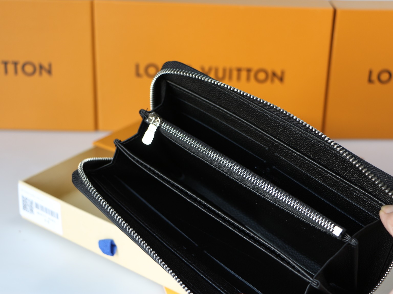 ルイ・ヴィトン「Louis Vuitton」ジッピー･ウォレット