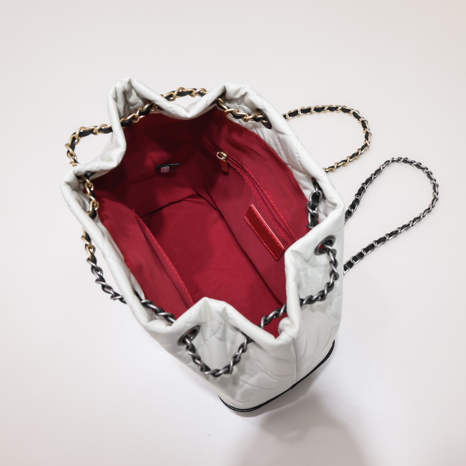 シャネル「Chanel」17 ガブリエル ホーボーバッグ