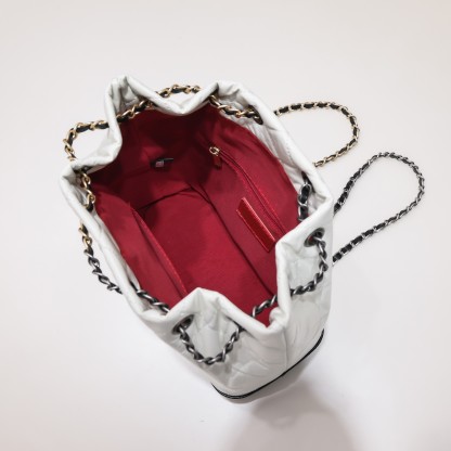 シャネル「Chanel」17 ガブリエル ホーボーバッグ