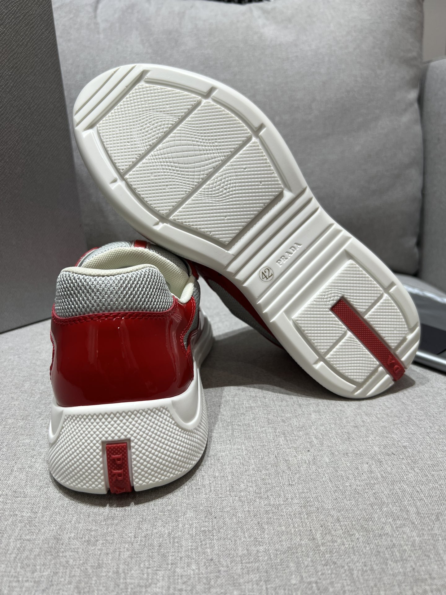 プラダ「Prada」プラダ アメリカスカップ スニーカー / ユニセックスレザースニーカー