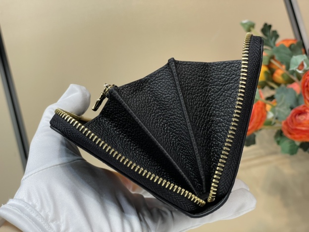 ルイ・ヴィトン「Louis Vuitton」LV × TM ジッピー･ウォレット