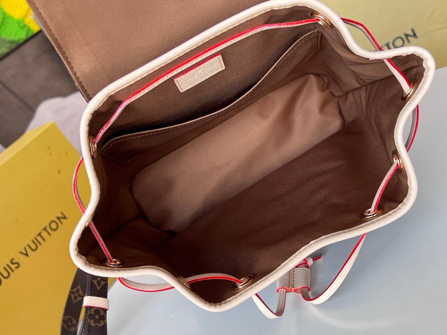 ルイ・ヴィトン(Louis Vuitton) Montsouris PM   m11198