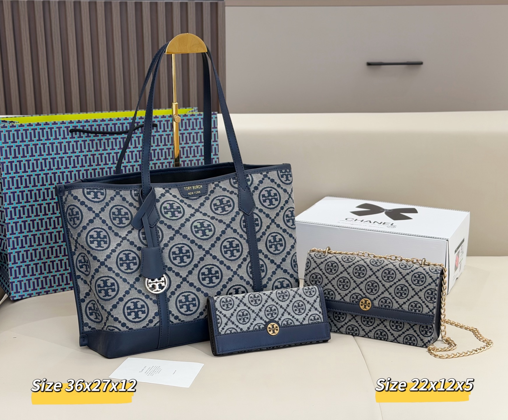TORY BURCHコンビネーションバッグ3点セット / トートバッグ＆ポーチセット