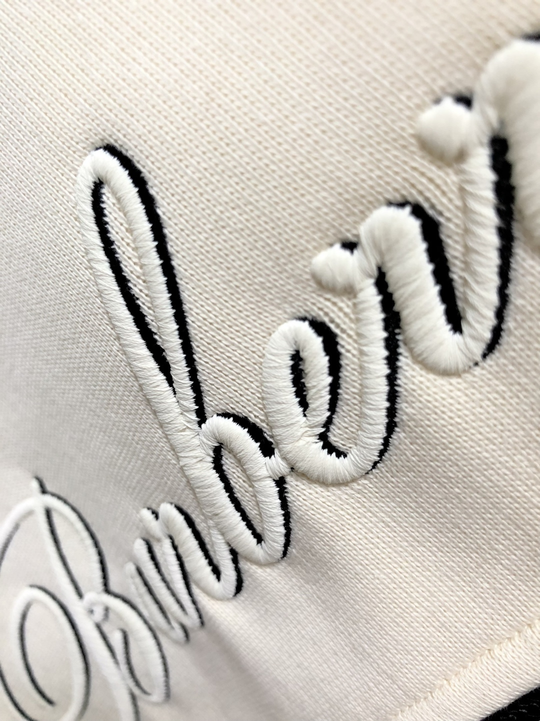 バーバリー「Burberry」バーバリー レタリング刺繍 ジップアップジャケット / アウター