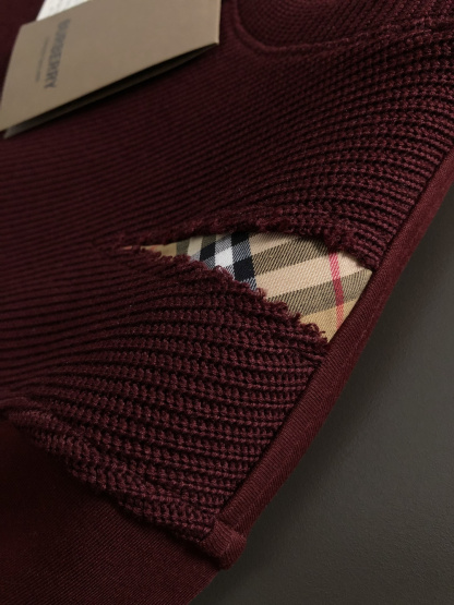 バーバリー「Burberry」バーバリー チェック×ナイト刺繍 クルーネックスウェットシャツ / ロングスリーブスウェット