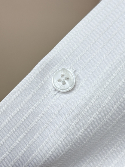 エルメス「Hermès」エルメス 刺繍ロゴ ロングスリーブシャツ / ドレスシャツ