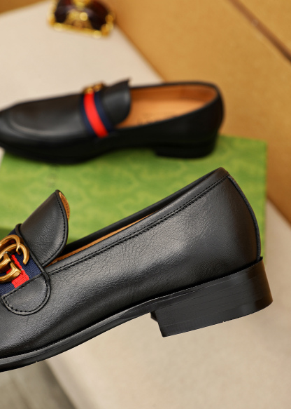 グッチ「Gucci」グッチ ビジネスレザーシューズ / ドレスシューズ