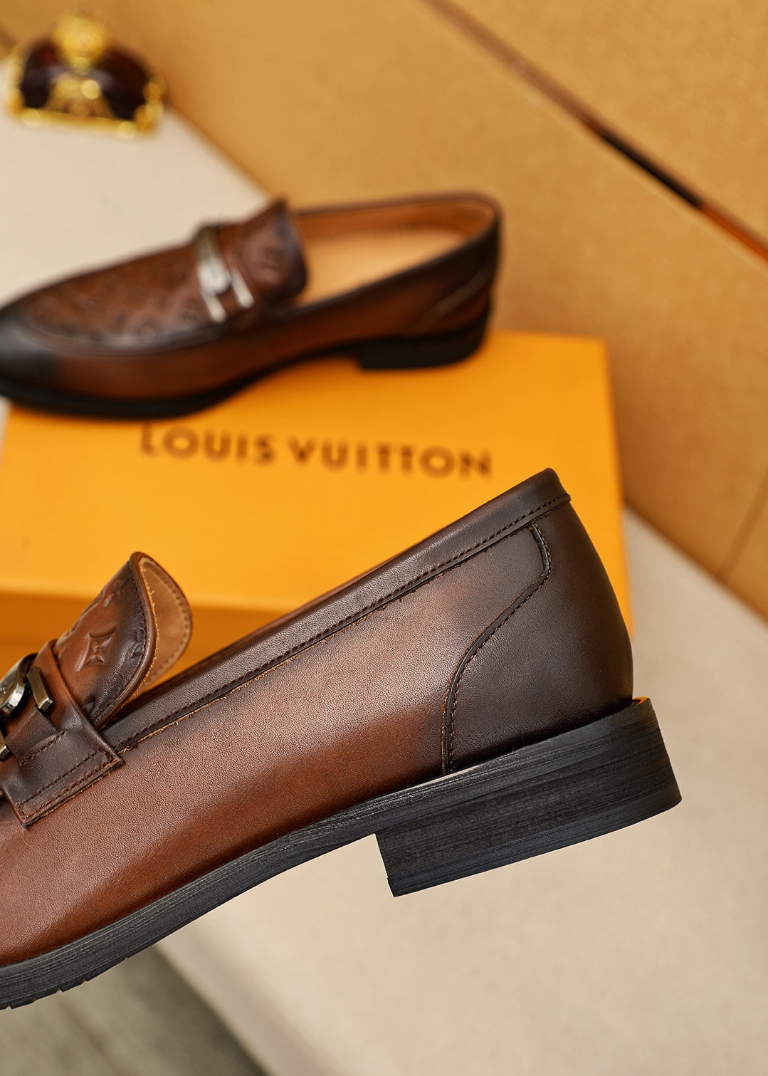 ルイ・ヴィトン「Louis Vuitton」ルイ・ヴィトン ビジネスレザーシューズ / ドレスシューズ
