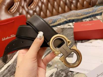 フェラガモ「Ferragamo」リバーシブルベルト